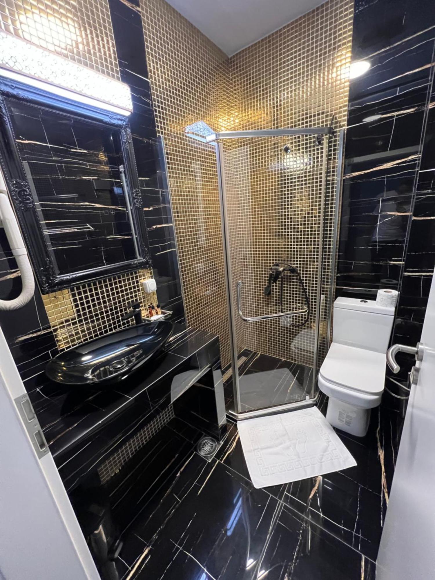 Hotel Pejton Prishtinë Luaran gambar