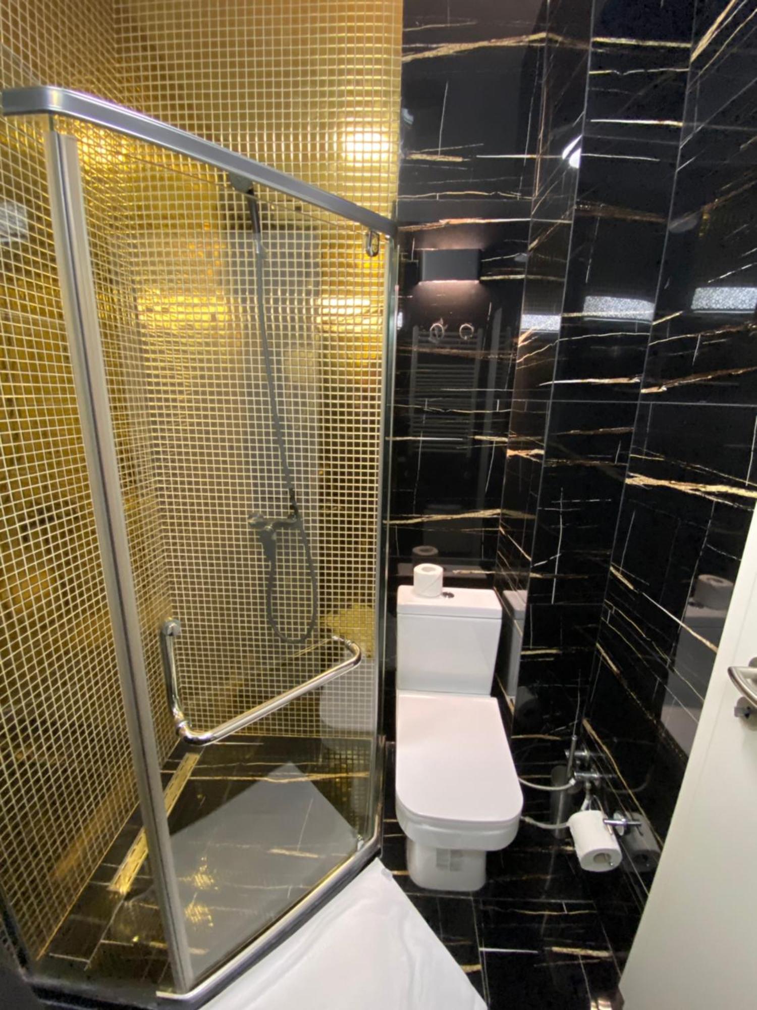 Hotel Pejton Prishtinë Luaran gambar