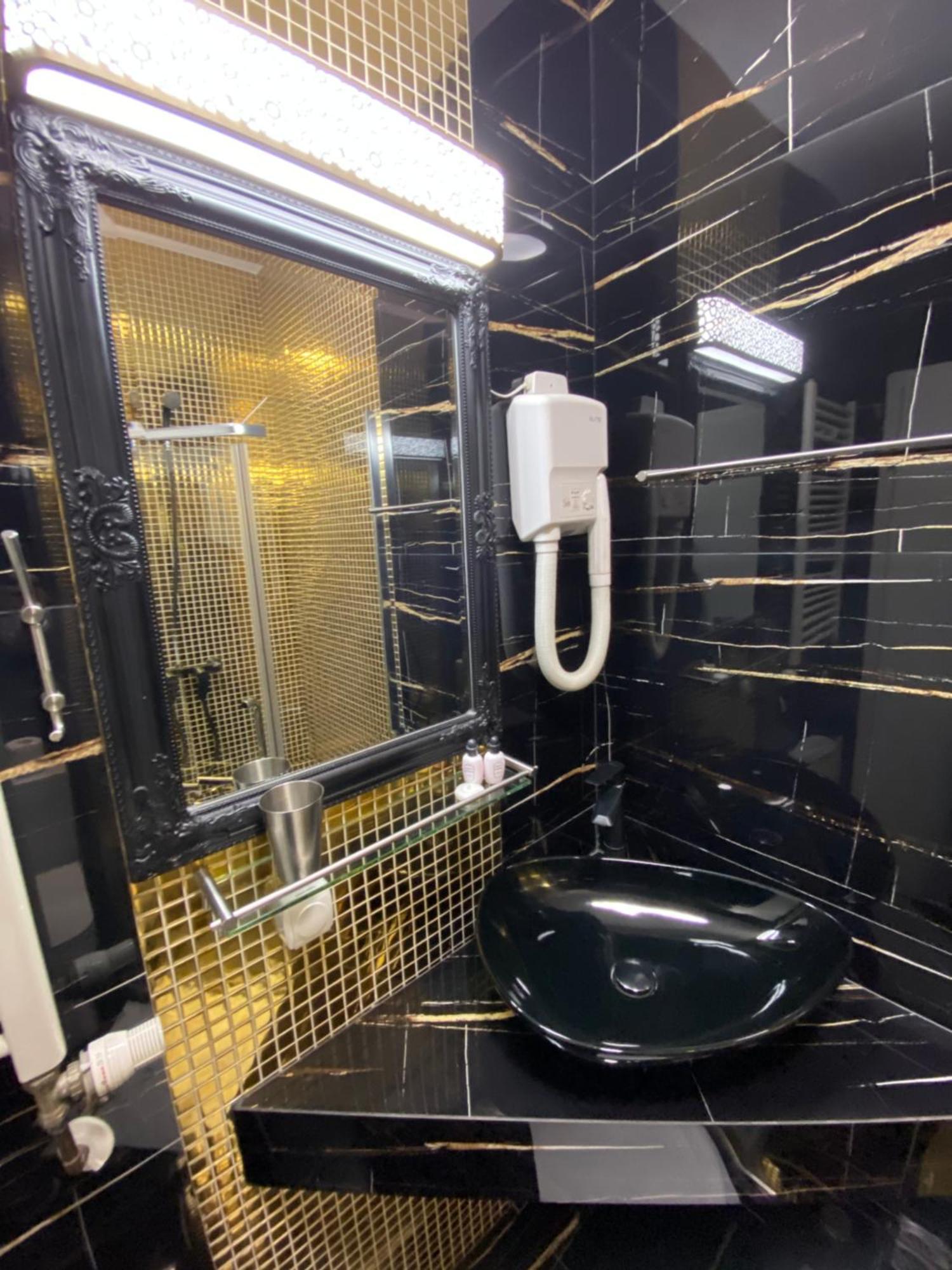 Hotel Pejton Prishtinë Luaran gambar