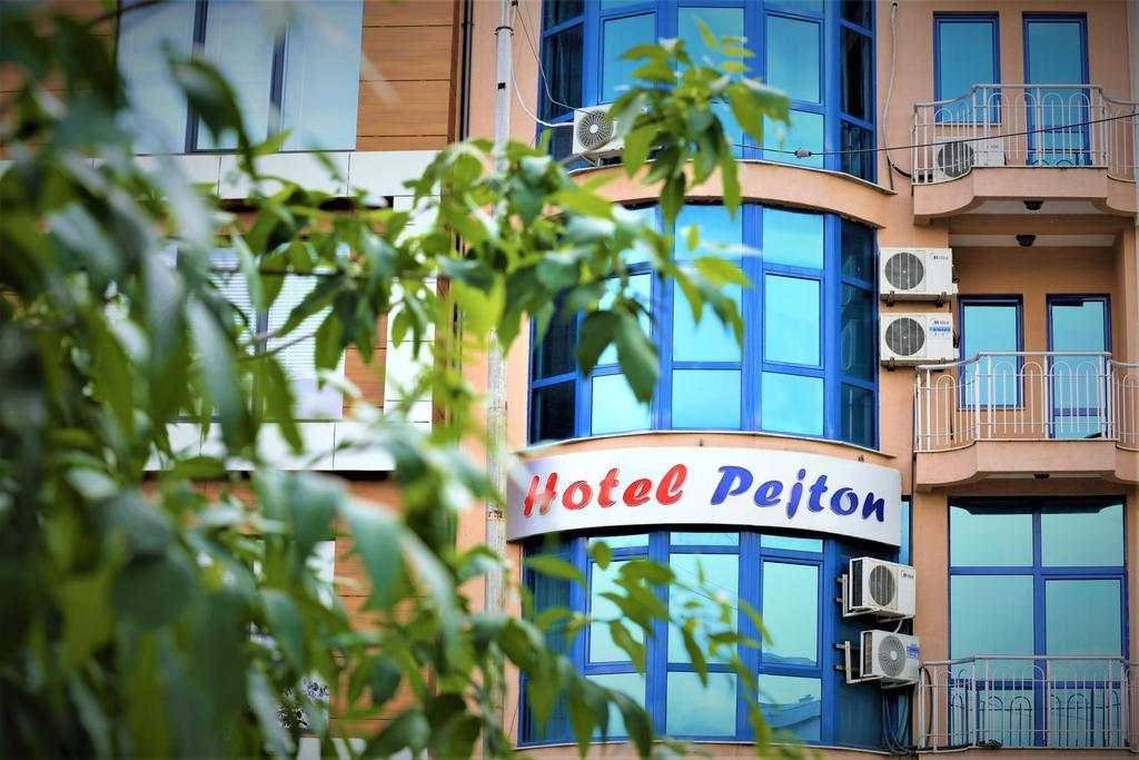 Hotel Pejton Prishtinë Luaran gambar