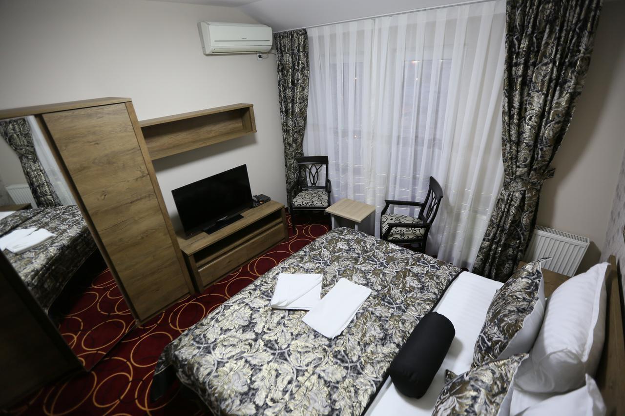 Hotel Pejton Prishtinë Luaran gambar