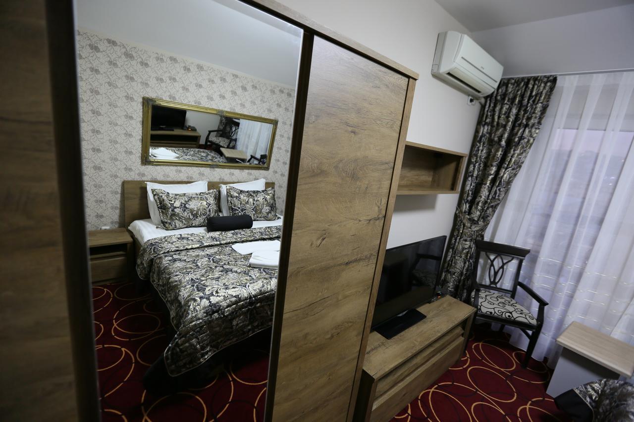 Hotel Pejton Prishtinë Luaran gambar